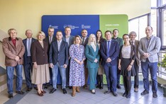 Zdjęcie pracowników KMK